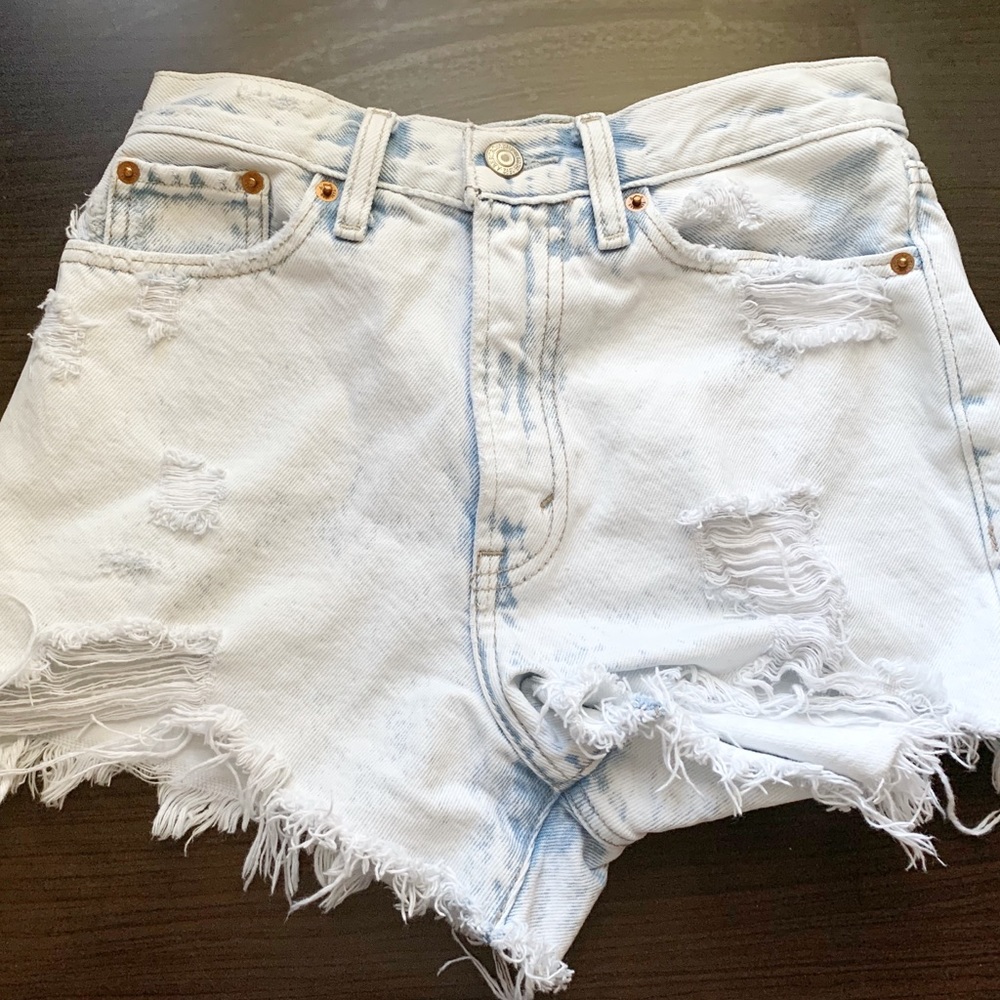 High Waisted Light Wash Abercrombie Shorts